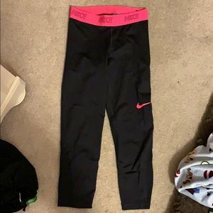Nike capri leggings